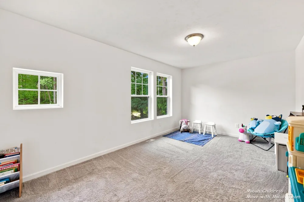 3813 Ryan Woods Circle Allegan, MI 49010