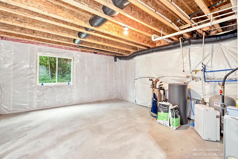 3813 Ryan Woods Circle Allegan, MI 49010