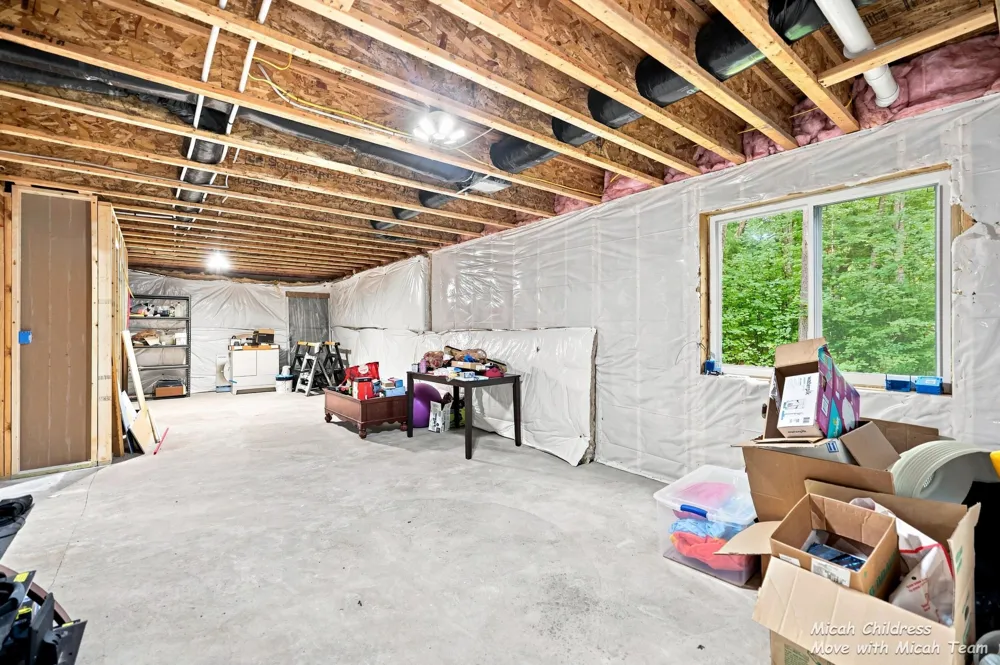 3813 Ryan Woods Circle Allegan, MI 49010