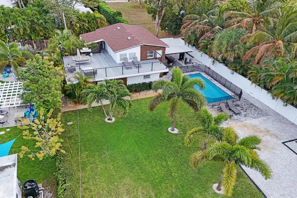 311 SE 3rd Avenue #Downstairs Delray Beach, FL 33483