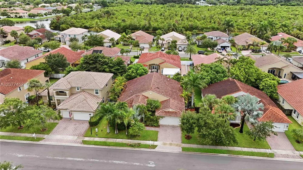 1010 SW 191st Ter #0 Pembroke Pines, FL 33029