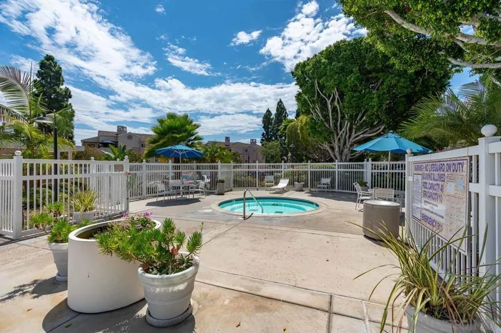 7267 Camino Degrazia #21 San Diego, CA 92111