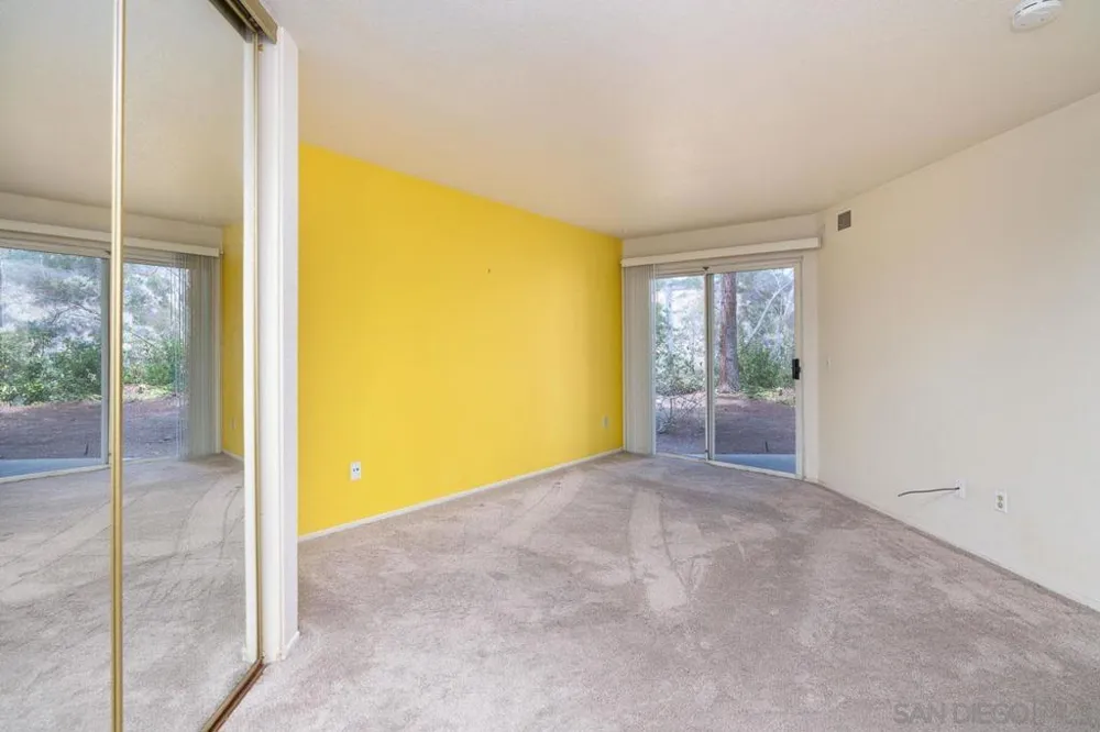7267 Camino Degrazia #21 San Diego, CA 92111