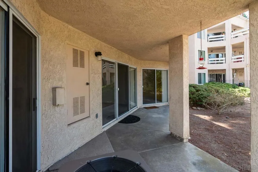 7267 Camino Degrazia #21 San Diego, CA 92111