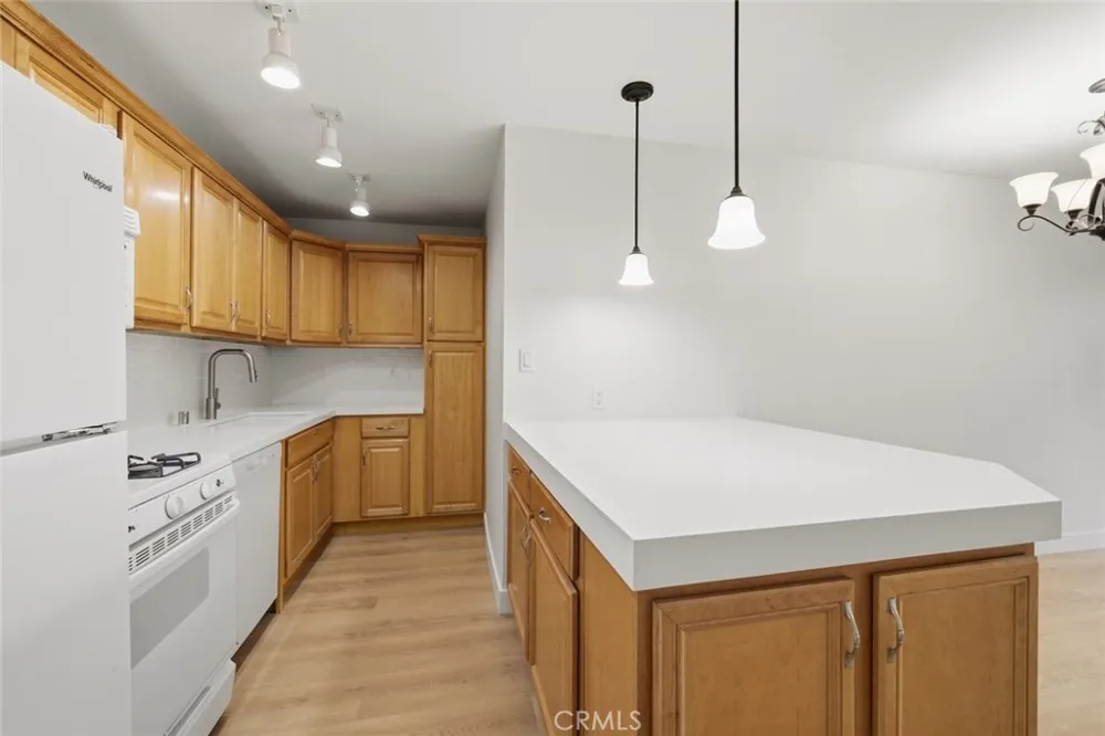 652 Sunfish Port Hueneme, CA 93041
