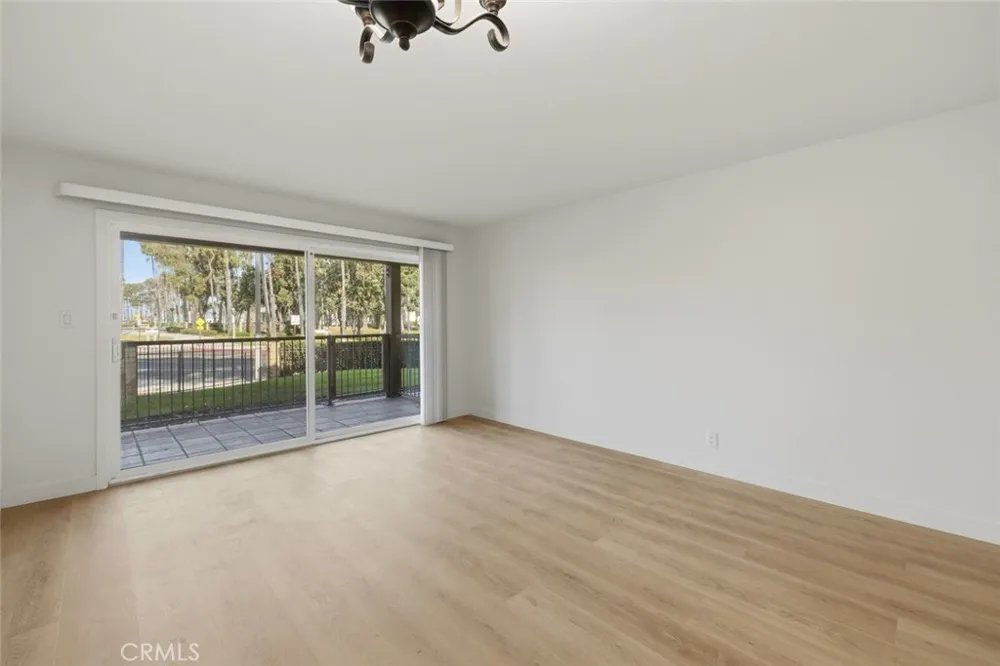 652 Sunfish Port Hueneme, CA 93041