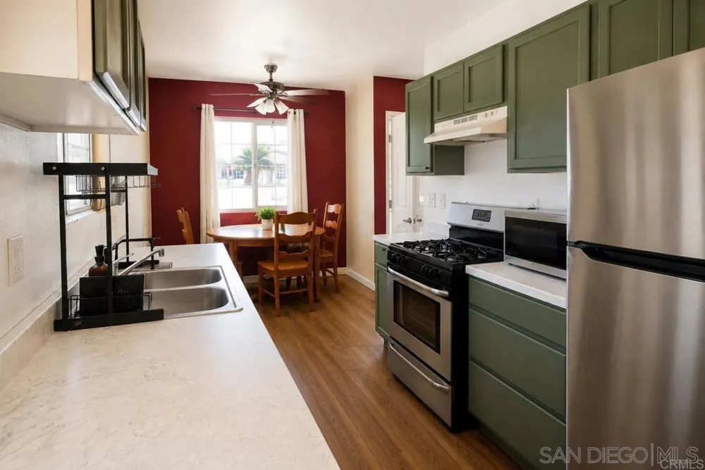 4658 Calle Del Palo Oceanside, CA 92057
