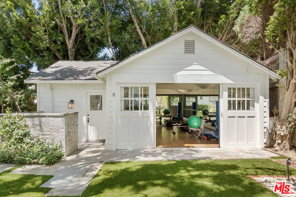 1753 Gardner Street Los Angeles, CA 90046
