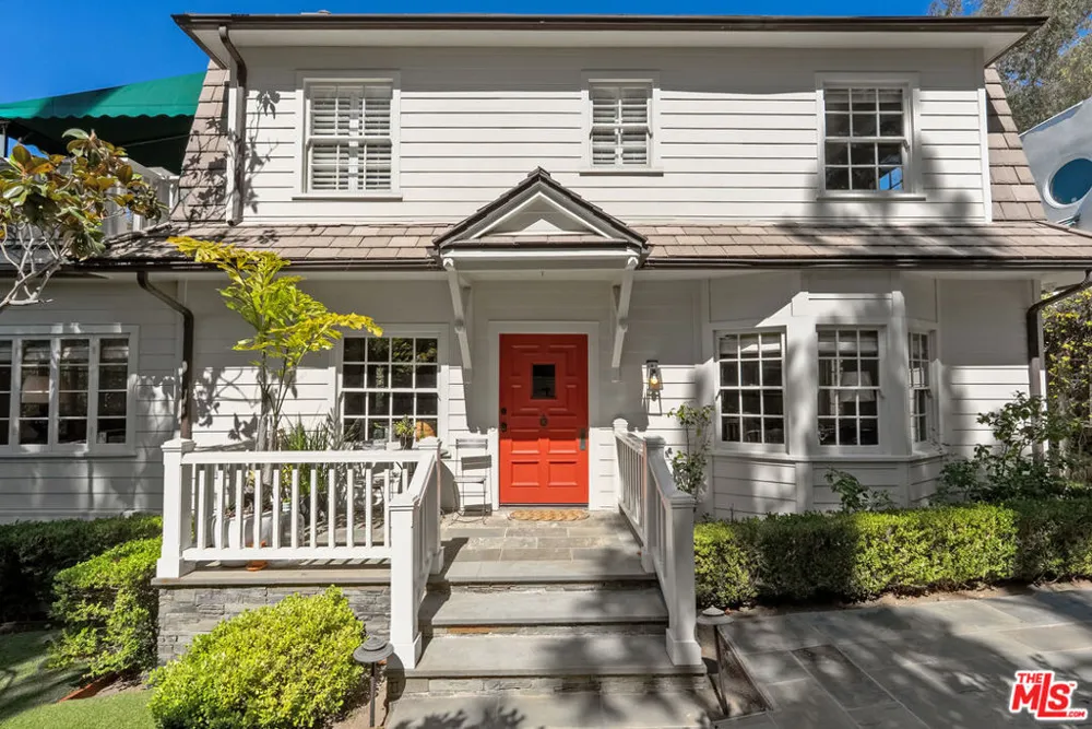 1753 Gardner Street Los Angeles, CA 90046