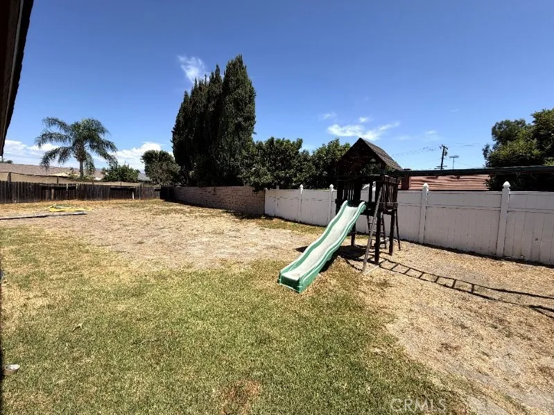 13383 Netzley Chino, CA 91710