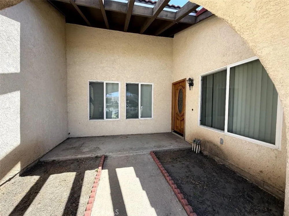 13383 Netzley Chino, CA 91710