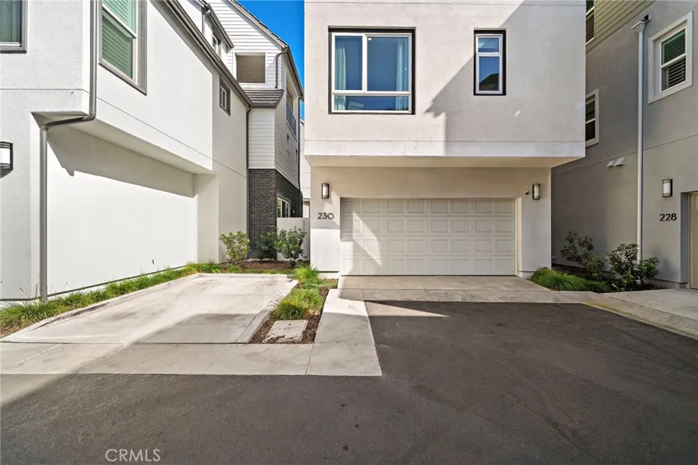 230 Abacus Irvine, CA 92618