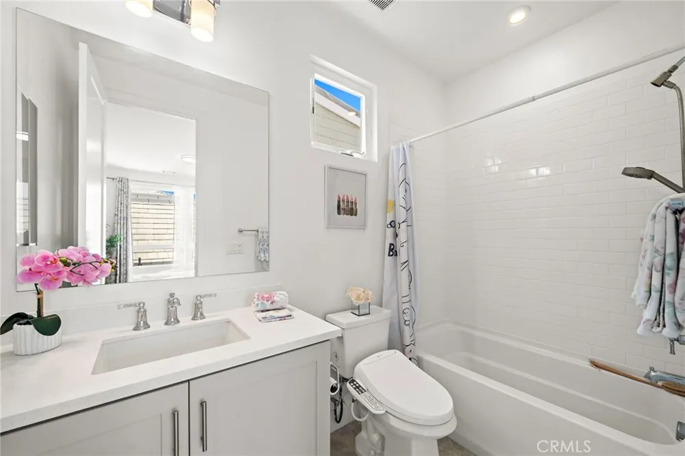 230 Abacus Irvine, CA 92618