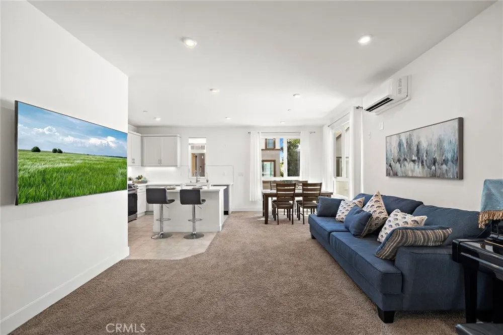 230 Abacus Irvine, CA 92618