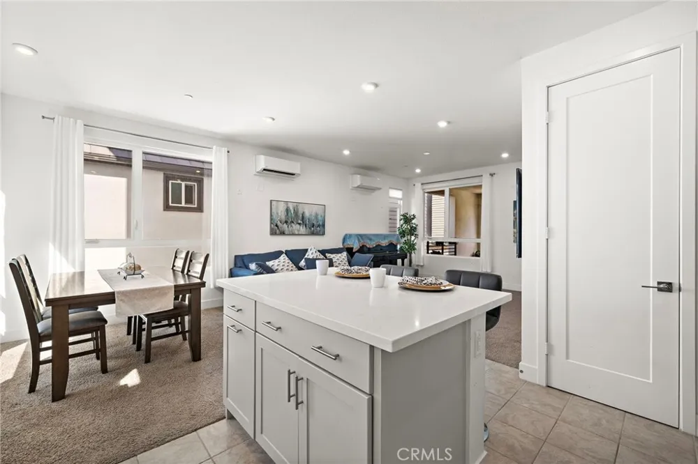 230 Abacus Irvine, CA 92618