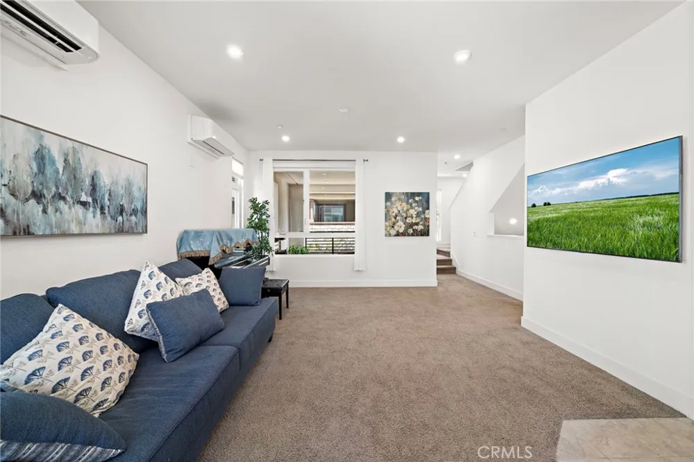 230 Abacus Irvine, CA 92618