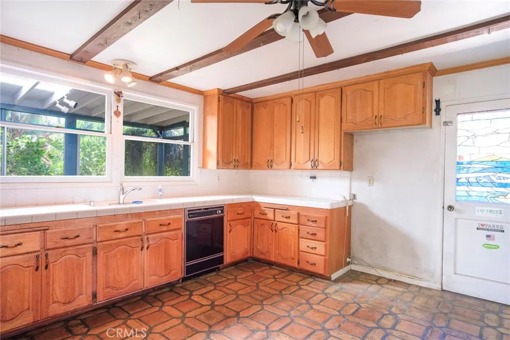 4871 Sunnybrook Avenue Buena Park, CA 90621
