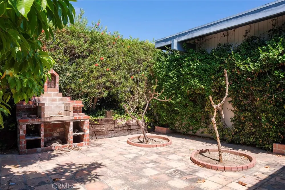 4871 Sunnybrook Avenue Buena Park, CA 90621
