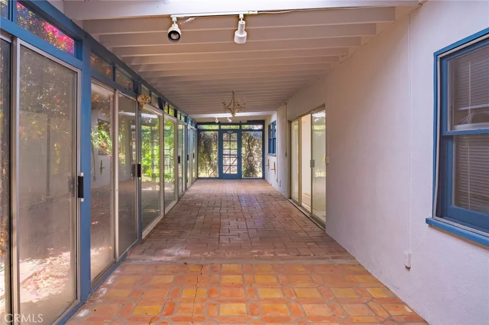 4871 Sunnybrook Avenue Buena Park, CA 90621
