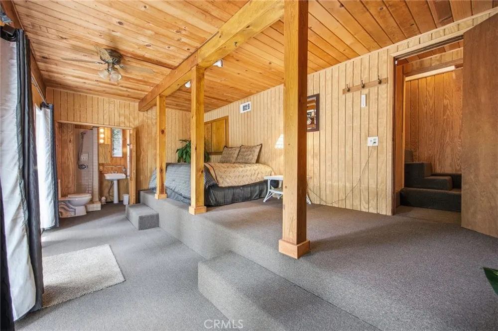 779 Virginia Court Lake Arrowhead, CA 92352