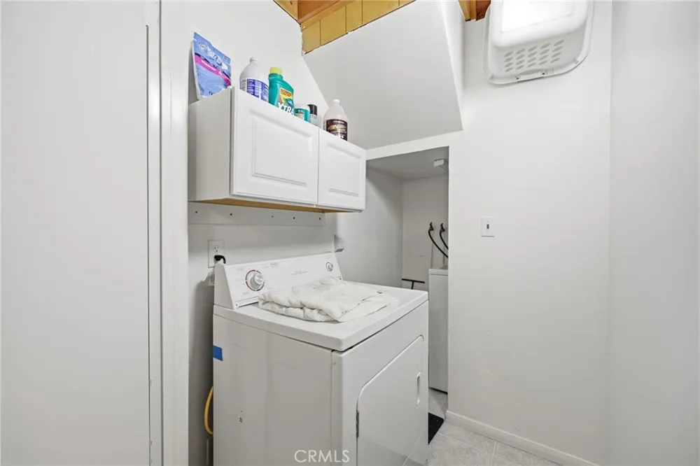 779 Virginia Court Lake Arrowhead, CA 92352