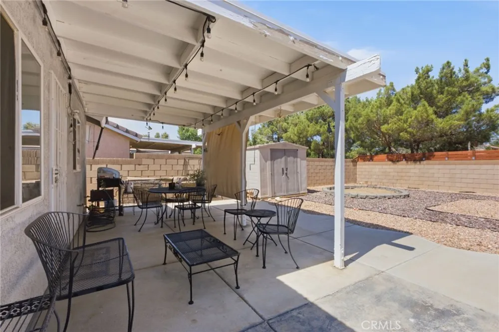 44846 Fenhold Lancaster, CA 93535