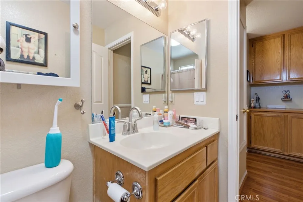 44846 Fenhold Lancaster, CA 93535