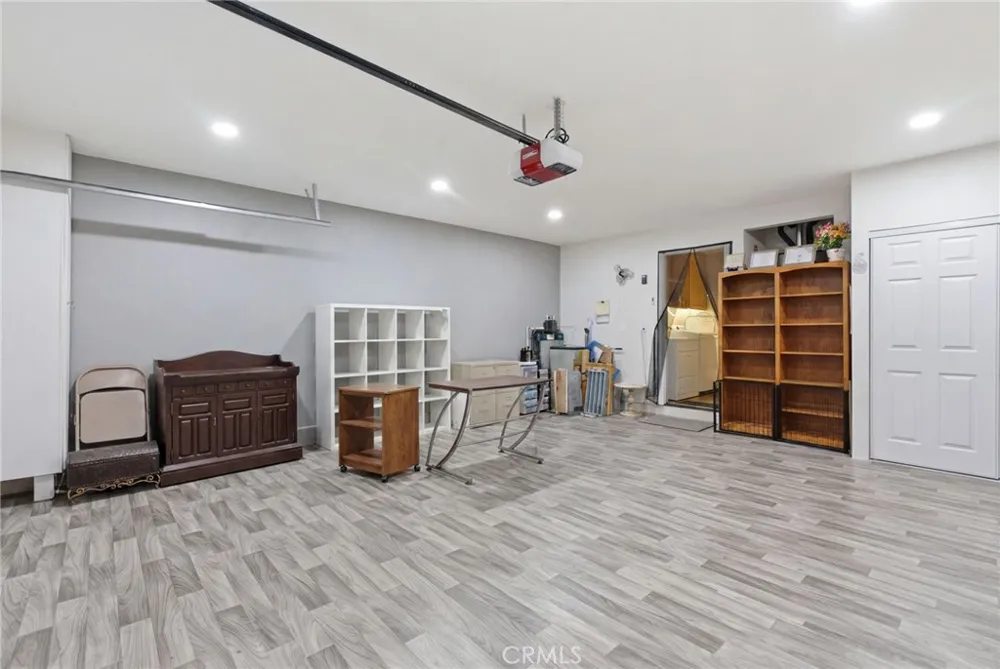44846 Fenhold Lancaster, CA 93535