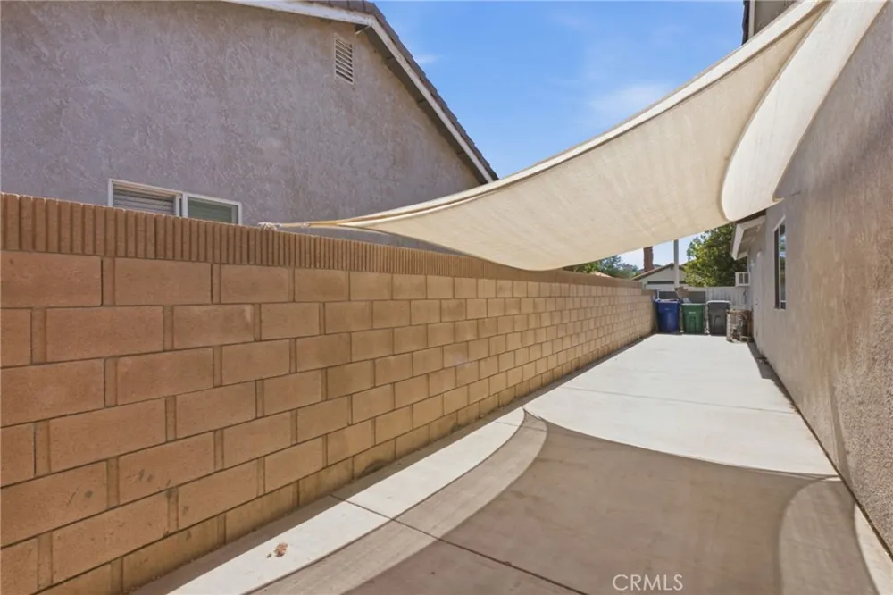 44846 Fenhold Lancaster, CA 93535