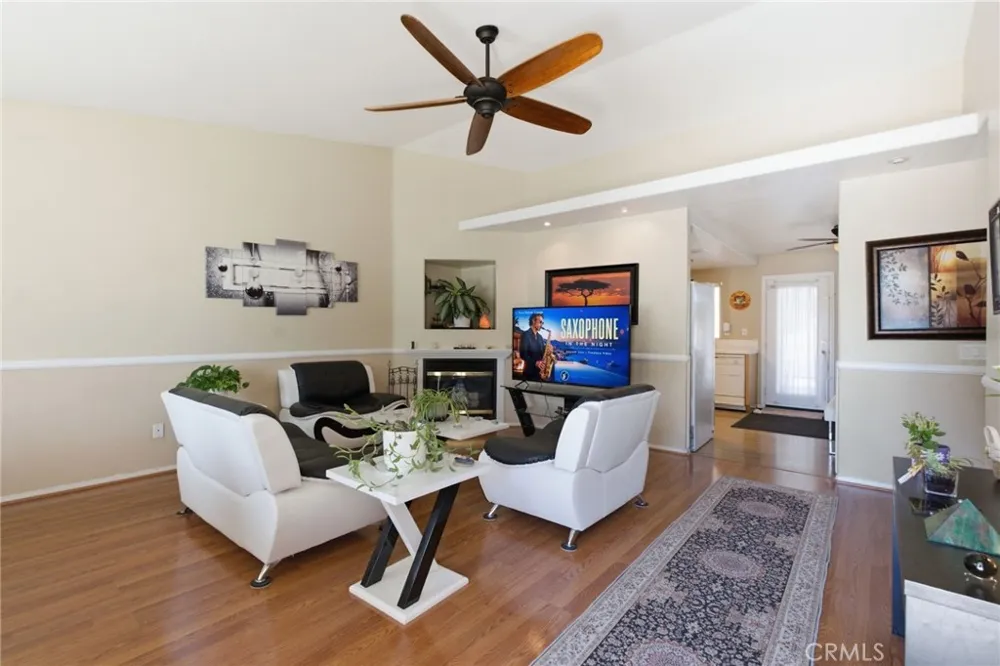 44846 Fenhold Lancaster, CA 93535