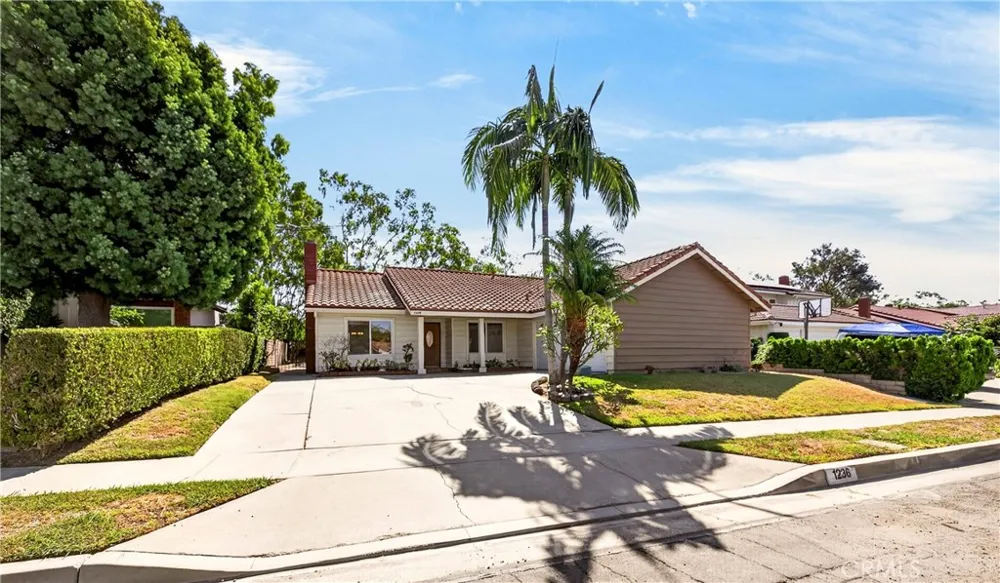 1236 Candlewood Drive Fullerton, CA 92833