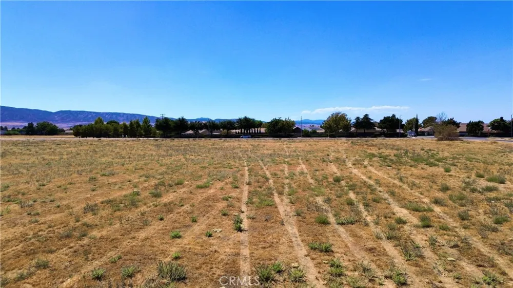 W VAC/ VIC SEC 60TH ST W & W AVENUE J 4 Lancaster, CA 93536