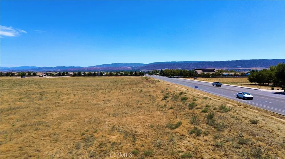 W VAC/ VIC SEC 60TH ST W & W AVENUE J 4 Lancaster, CA 93536