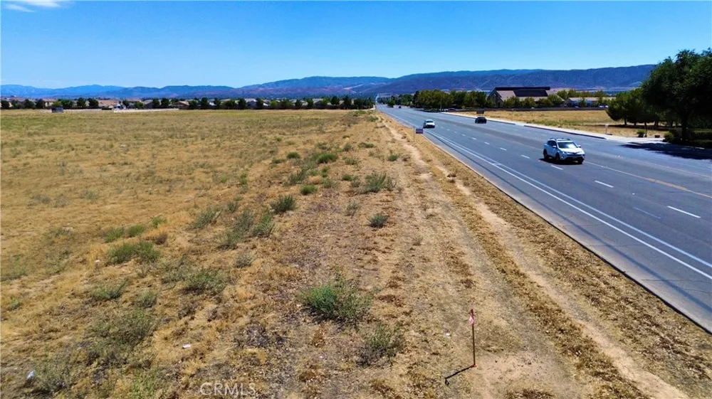 W VAC/ VIC SEC 60TH ST W & W AVENUE J 4 Lancaster, CA 93536