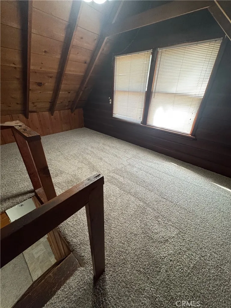 1029 Coulter Pine Road Crestline, CA 92325
