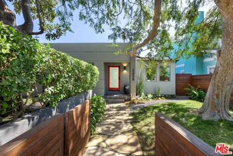 2458 Walnut Avenue