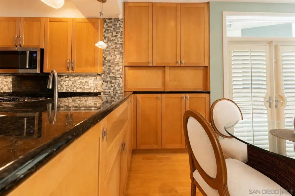 5482 La Jolla #L103 La Jolla, CA 92037