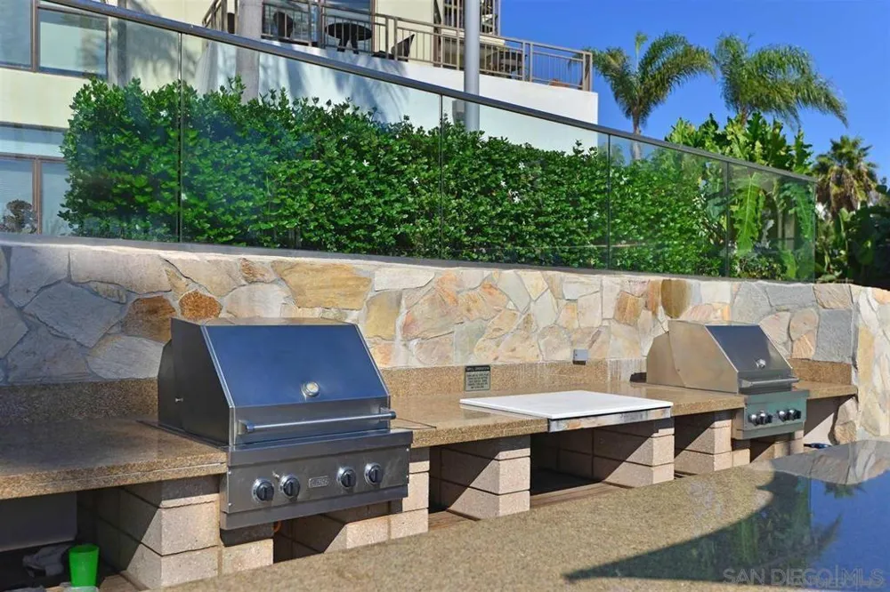 5482 La Jolla #L103 La Jolla, CA 92037