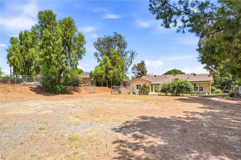 1442 Tally Ho Lane Norco, CA 92860