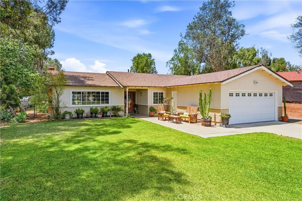 1442 Tally Ho Lane Norco, CA 92860