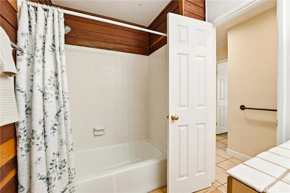 1442 Tally Ho Lane Norco, CA 92860