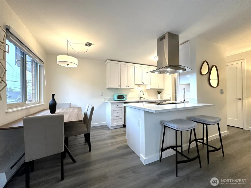 3203 NW 64th Street #6 Seattle, WA 98107