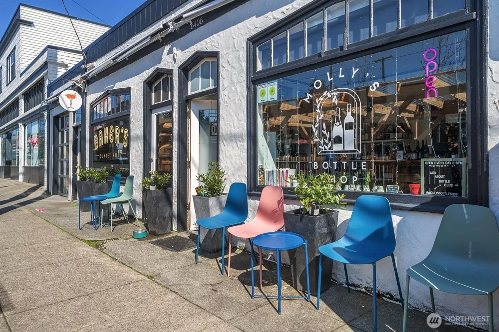3203 NW 64th Street #6 Seattle, WA 98107