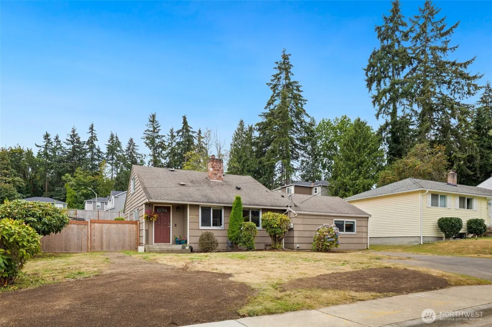 1045 S 197th Street E Des Moines, WA 98148