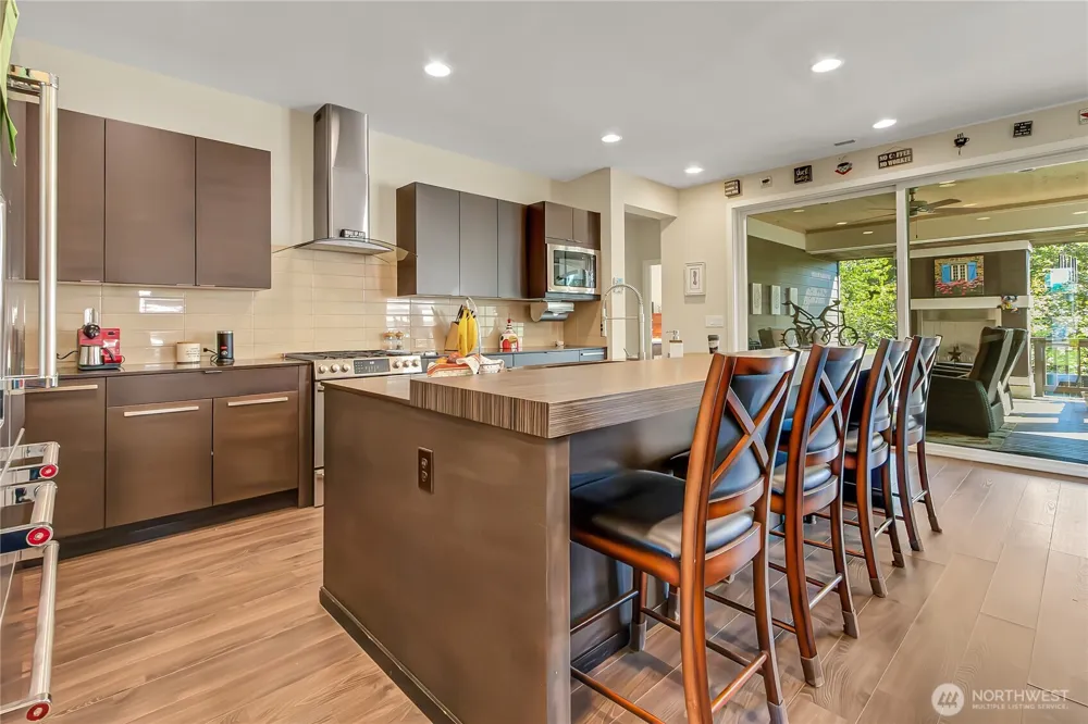 12067 SE 305th Place Auburn, WA 98009