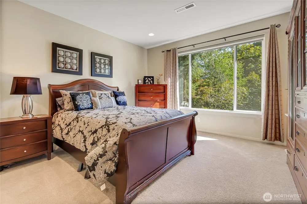 12067 SE 305th Place Auburn, WA 98009