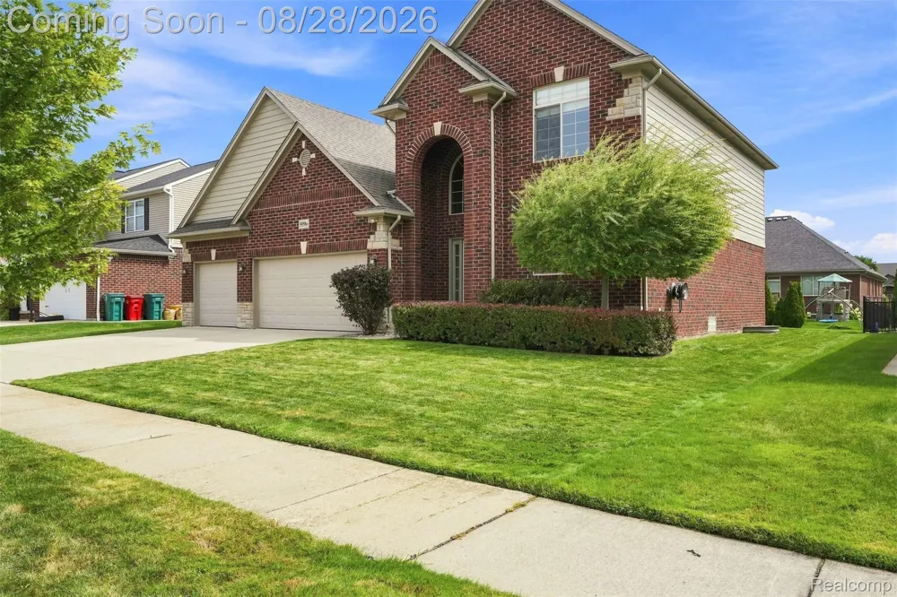 55586 Snead Drive Macomb Township, MI 48042