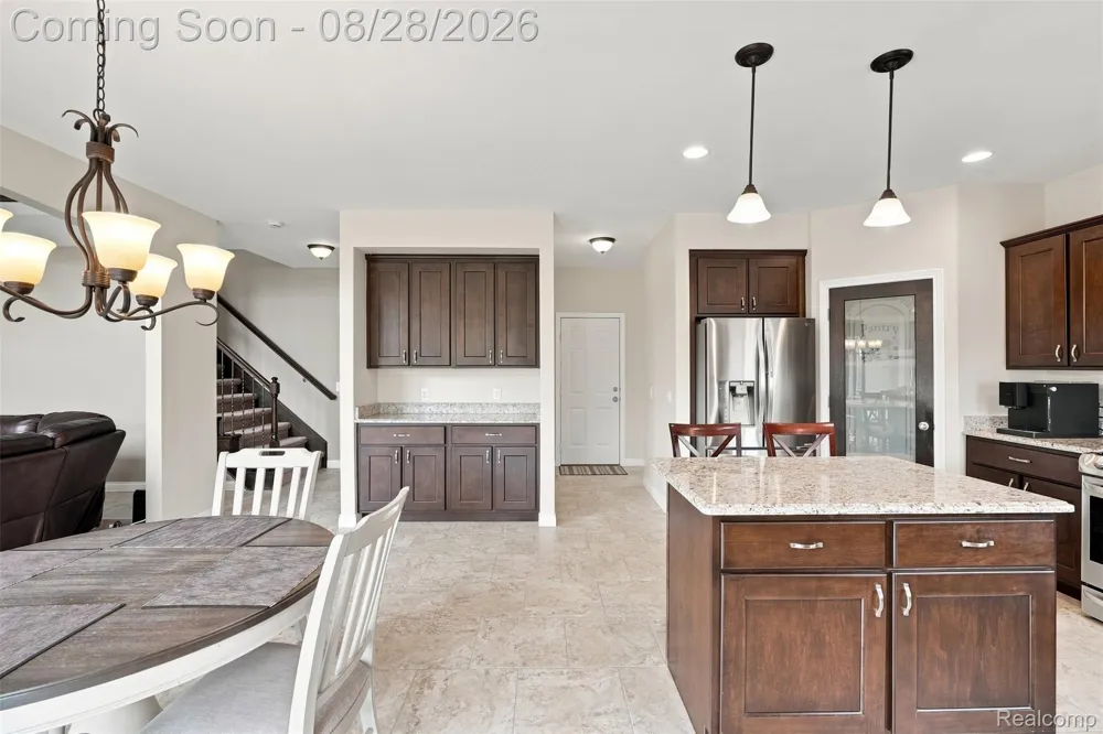 55586 Snead Drive Macomb Township, MI 48042