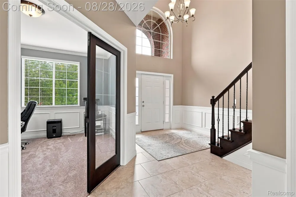 55586 Snead Drive Macomb Township, MI 48042