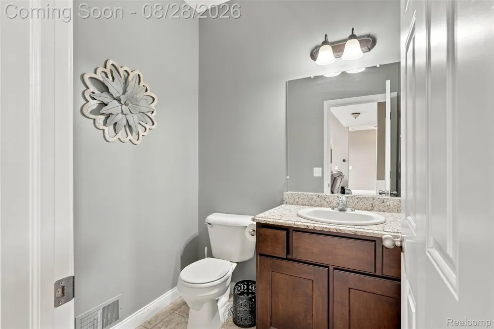 55586 Snead Drive Macomb Township, MI 48042